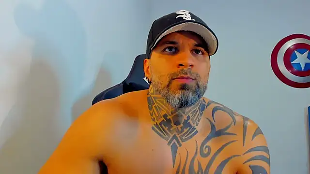 Онлайн чат XXX JoshRigby