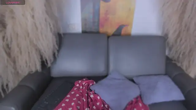 Chatroom XXX en direct de milkk_