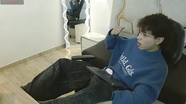 Elian_tay Webcam show