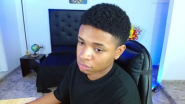 liiam3: вебкам-шоу