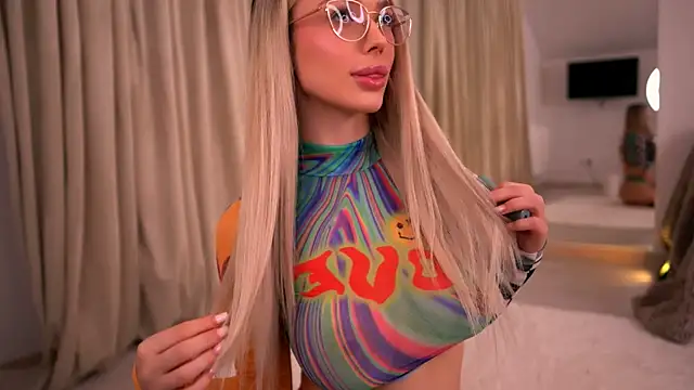 KylieJoyce Show Webcam