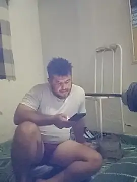 tarra122 Show in webcam