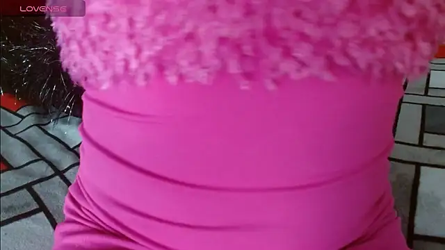 Pokazy przed kamerką – Scarlethvega99