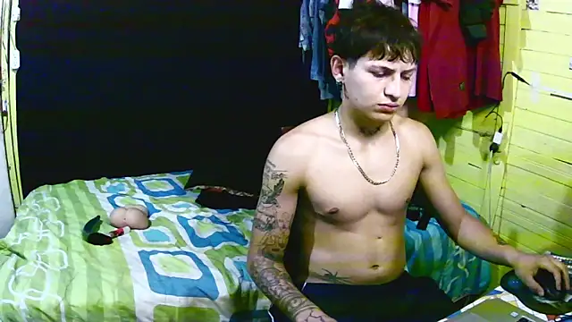 Ebebyjuan webkamerás műsora