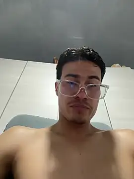 Chat XXX Live TavoHot_