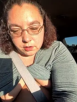 lil-gemini-hippy Chat XXX in diretta