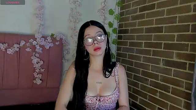 Chat XXX en directo de megan_n