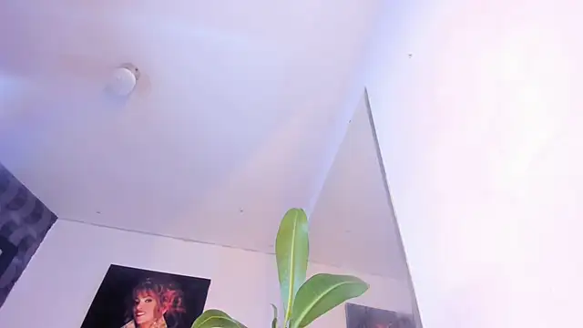 Lanna_big33 – Naživo XXX chat