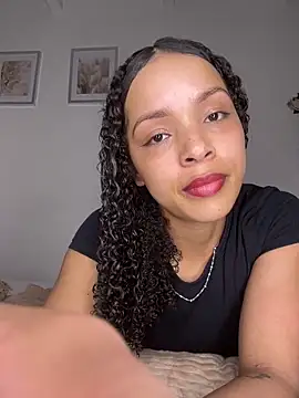 Czat XXX na żywo – Yasmin777_