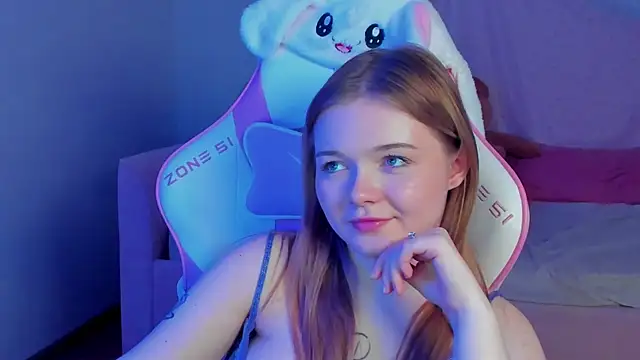 ElinaVale's Live XXX Chat