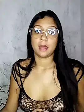 zoehot07's Webcam Show