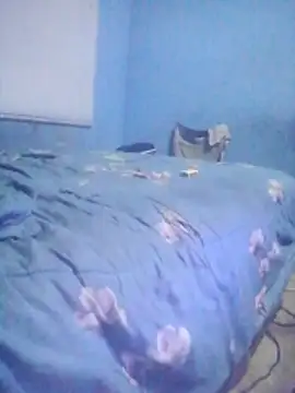 SexyLongDick2 Adlı Modelin Canlı XXX Sohbeti