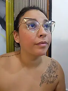 LizzRouseのライブXXXチャット