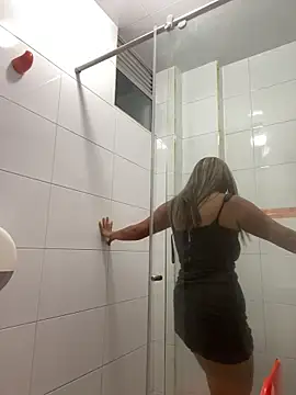 Chatroom XXX en direct de DulceRodriguez1