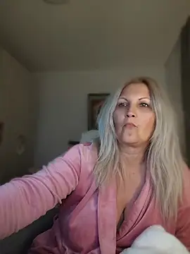 Divineblond Obrolan Langsung XXX