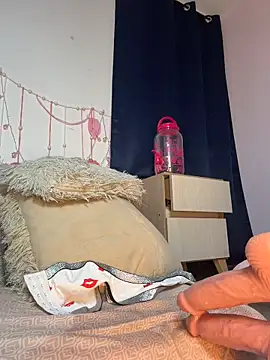 Chat XXX en directo de HotAlana_