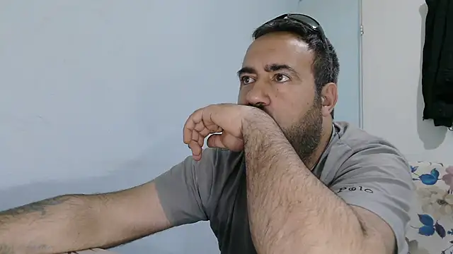 Pokazy przed kamerką – mio_jaks