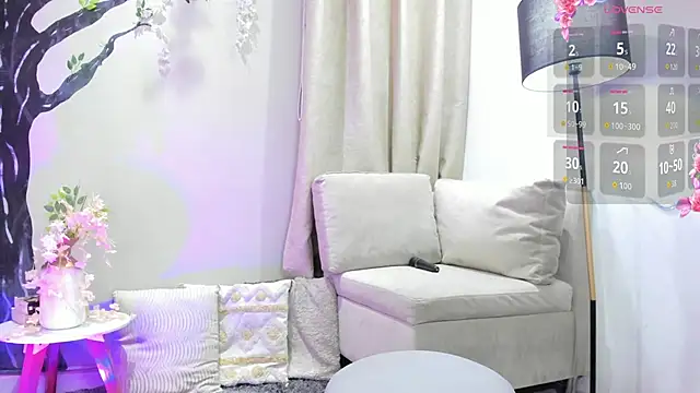 _LaraMom_ Live XXX Chat