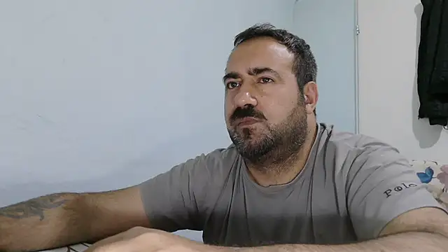 mio_jaks Show Webcam