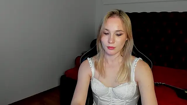 ElaraVoltage 现场XXX聊天