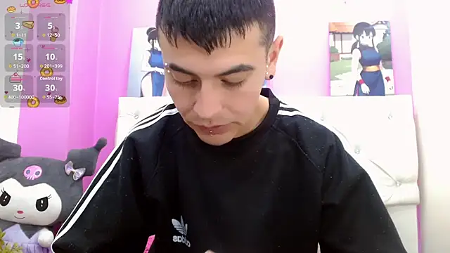 Alexx_bigcockk webkamerás műsora