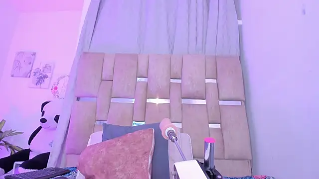 HilarySolis2 Webcam show