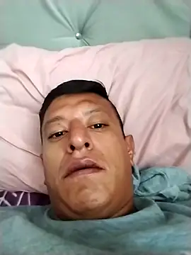 Show modela jirafa1995 na web-kameri