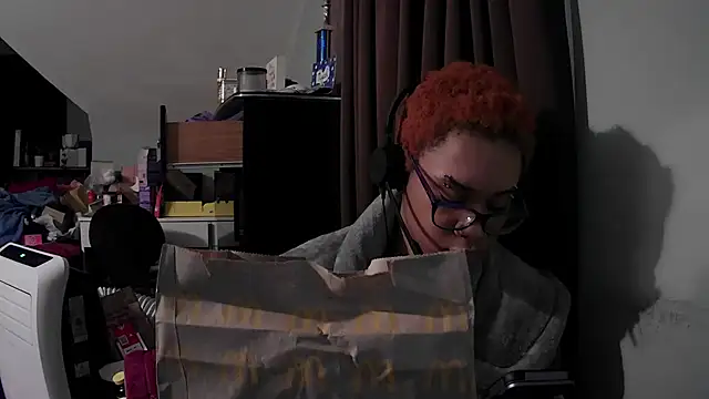 nickytheehawtie's Live XXX Chat