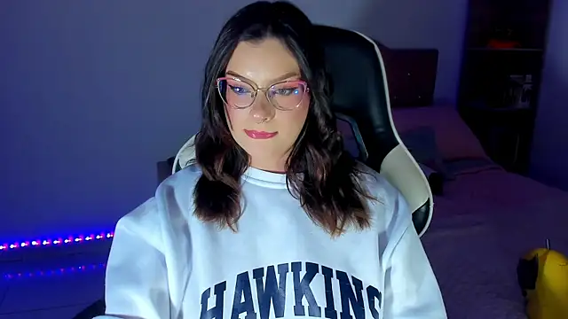 Онлайн чат XXX OphelianaRose33