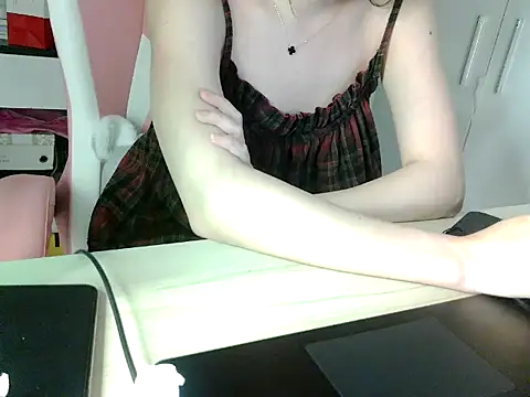 lucienguyen 网络视讯表演