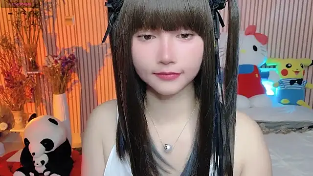 di-or- élő XXX-chatje