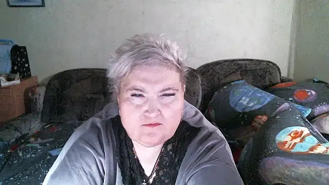 Lana555 লাইভ XXX চ্যাট