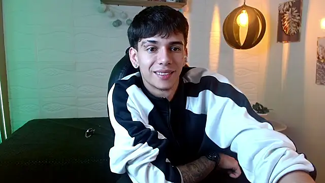 Chat XXX en directo de AmethystShadow17