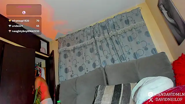 Chat +18 de DavidNeill ao vivo