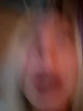 cutecatXXX Chat XXX in diretta