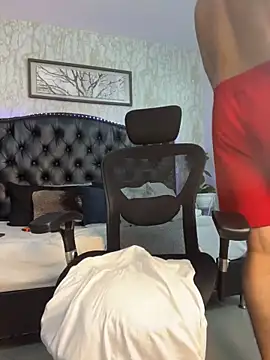 Czat XXX na żywo – Lander_Cruz