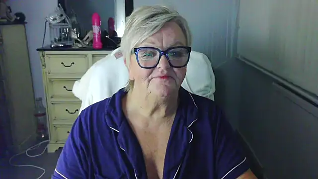 BridgetBlueEyes – Live XXX-chat