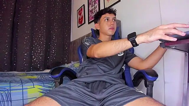 The_skinnyguys Webcam show