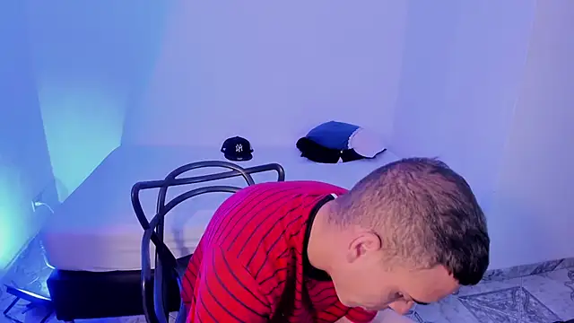 Онлайн чат XXX Axel__fierro