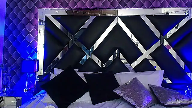 victoriaa_lee_'s Live XXX Chat