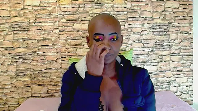 Chat XXX en directo de EbonyOlive69