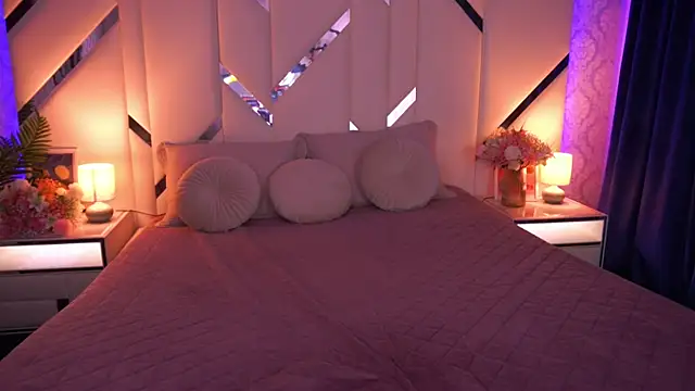 دردشة CuteeFoxy الجنسية المباشرة