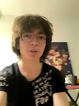 minikkdunyam webkamerás műsora