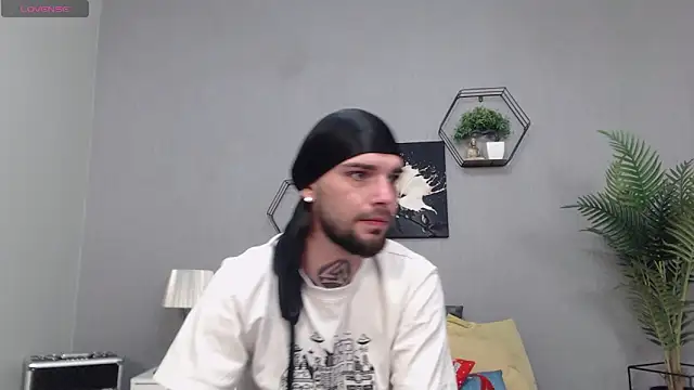 KaneHunter Chat XXX live