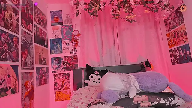 MissCurvyTop live XXX chat