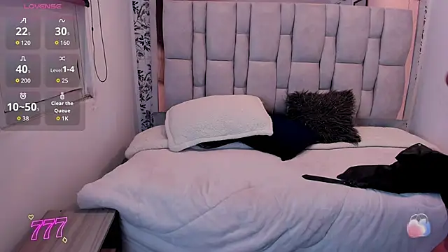 Keyla_Brunette_ Live XXX-Chat