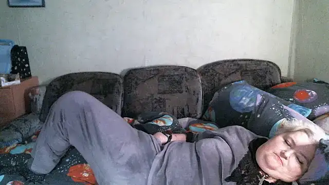 Lana555: онлайн-секс-чат