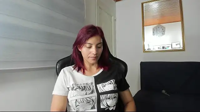 Arenne_rouse Chat XXX live