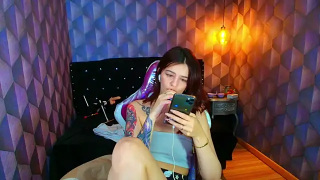 XXX chat uživo modela LiaHarryis