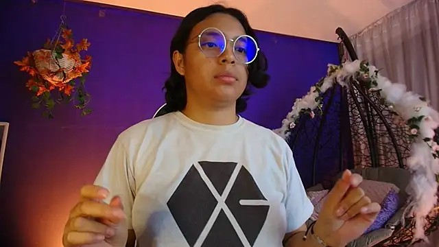 Emmapark_ Chat XXX in diretta